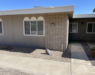 16810 N Boswell Boulevard - Photo Thumbnail 2