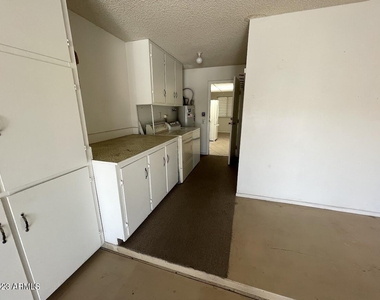 16810 N Boswell Boulevard - Photo Thumbnail 27