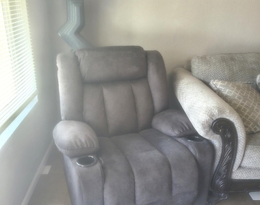 317 S Stapley Drive - Photo Thumbnail 10