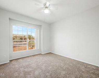 405 W Primoroso Drive - Photo Thumbnail 20