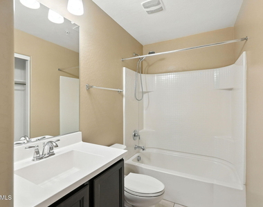 240 W Juniper Avenue - Photo Thumbnail 18