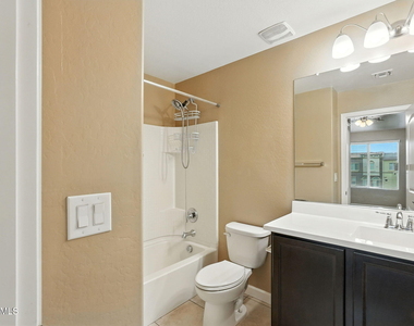 240 W Juniper Avenue - Photo Thumbnail 23