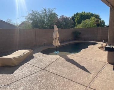 9313 W Ross Avenue - Photo Thumbnail 20