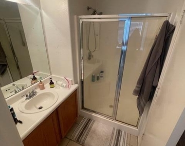 9313 W Ross Avenue - Photo Thumbnail 14