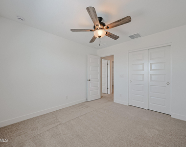 14792 W Smoketree Drive - Photo Thumbnail 11