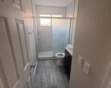 11127 E Clinton Street - Photo Thumbnail 5