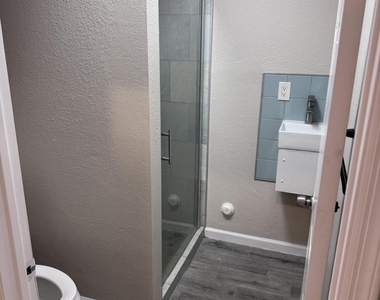 11127 E Clinton Street - Photo Thumbnail 17