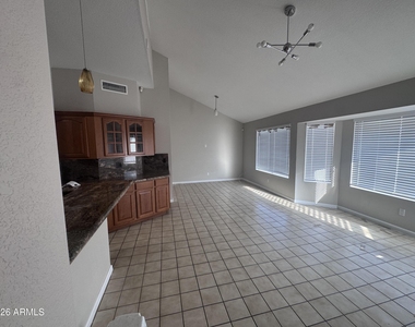 11127 E Clinton Street - Photo Thumbnail 10