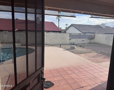 11127 E Clinton Street - Photo Thumbnail 24
