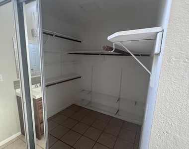 11127 E Clinton Street - Photo Thumbnail 22