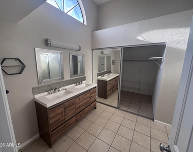 11127 E Clinton Street - Photo Thumbnail 20