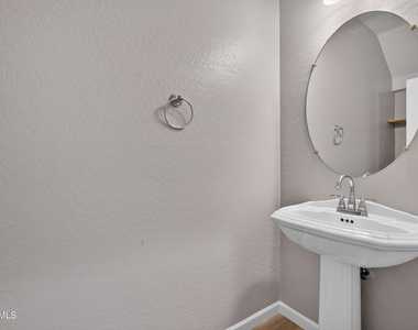 14459 N 135th Drive - Photo Thumbnail 21