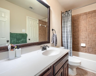 10510 Toffenham Drive - Photo Thumbnail 33