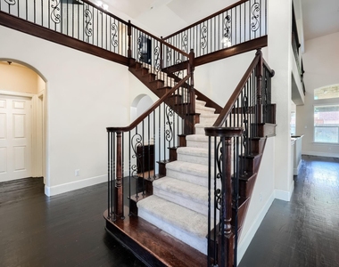 10510 Toffenham Drive - Photo Thumbnail 25