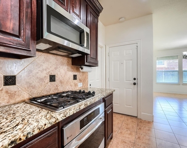 10510 Toffenham Drive - Photo Thumbnail 16
