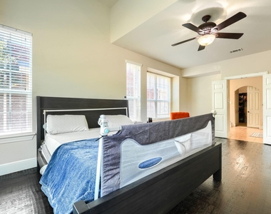 10510 Toffenham Drive - Photo Thumbnail 20
