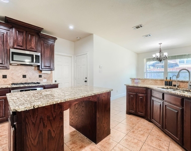 10510 Toffenham Drive - Photo Thumbnail 14