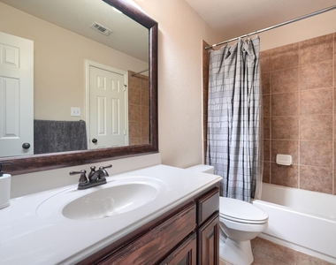10510 Toffenham Drive - Photo Thumbnail 31