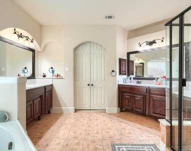 10510 Toffenham Drive - Photo Thumbnail 21