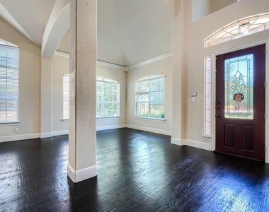 10510 Toffenham Drive - Photo Thumbnail 6