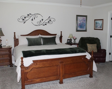4011 Gallivant Drive - Photo Thumbnail 9