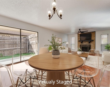 10906 Listi Drive - Photo Thumbnail 6