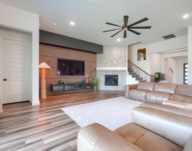 2532 Blackpool Court - Photo Thumbnail 6