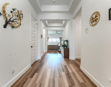 2532 Blackpool Court - Photo Thumbnail 2