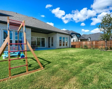 2532 Blackpool Court - Photo Thumbnail 29
