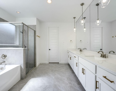 2532 Blackpool Court - Photo Thumbnail 20