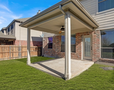 325 Highland Creek Drive - Photo Thumbnail 35