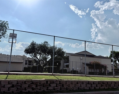 12480 Abrams Road - Photo Thumbnail 18