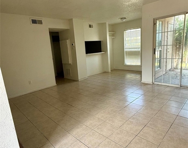 12480 Abrams Road - Photo Thumbnail 4