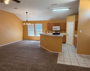1035 Port Isabel Drive - Photo Thumbnail 5