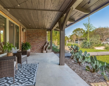 9347 Angora Street - Photo Thumbnail 3
