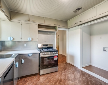 9347 Angora Street - Photo Thumbnail 12