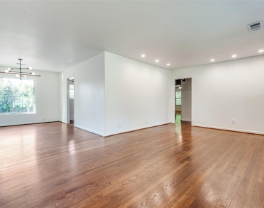 9347 Angora Street - Photo Thumbnail 7