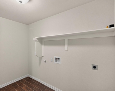 2100 Mcallister - Photo Thumbnail 33