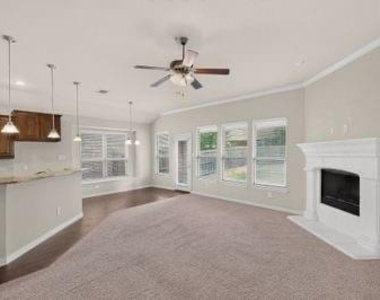 2100 Mcallister - Photo Thumbnail 18