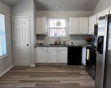 1309 Indian Wells Trail - Photo Thumbnail 1