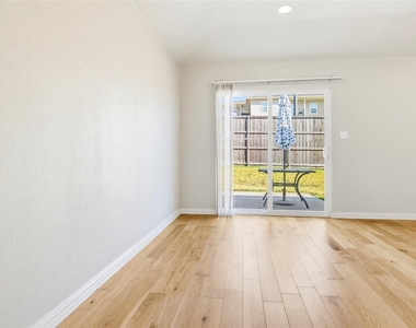 3715 Brookstone Drive - Photo Thumbnail 15
