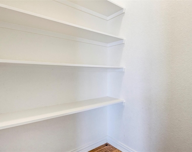 3715 Brookstone Drive - Photo Thumbnail 17