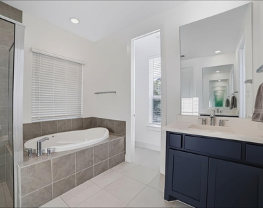 2836 Epping Way - Photo Thumbnail 32
