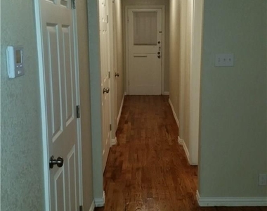 1925 W 10th Street - Photo Thumbnail 3