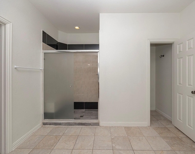 6405 Sapphire Drive - Photo Thumbnail 22