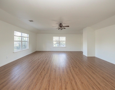 6405 Sapphire Drive - Photo Thumbnail 33