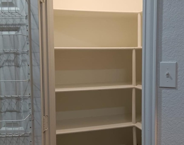 6405 Sapphire Drive - Photo Thumbnail 4