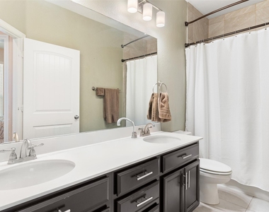 127 Chaco Drive - Photo Thumbnail 13