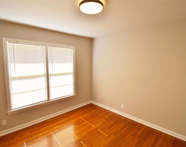 104 Savannah Street - Photo Thumbnail 19