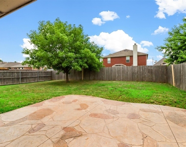 1201 Caroline Drive - Photo Thumbnail 23